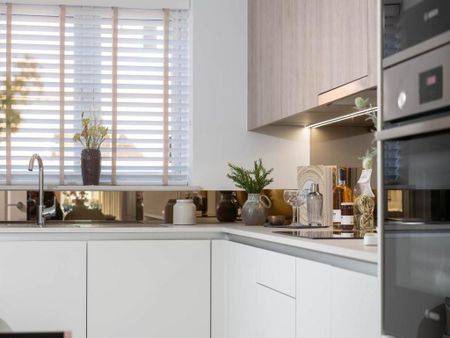 3 bedroom semi-detached house to rent - Photo 5