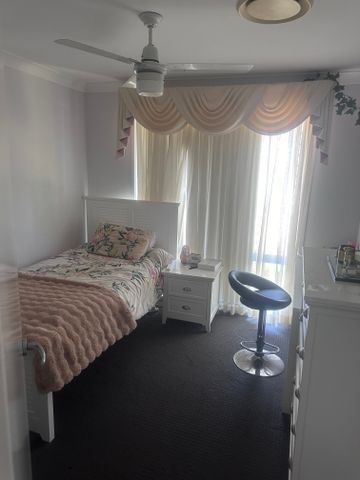 Redbank Plains - Photo 2