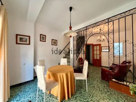 Alquiler de dúplex en Coin - Photo 3