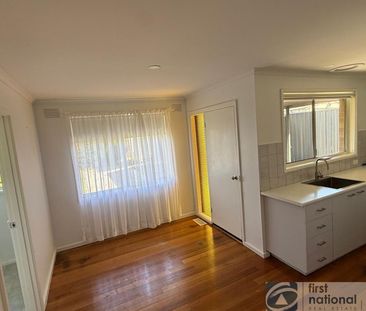 10 Watson Road, Noble Park North - Photo 6