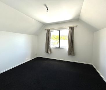 Warm & Sunny 2 Bedroom Home - ready soon! - Photo 4