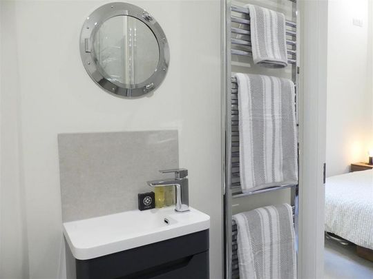 1 bedroom cottage to rent - Photo 1