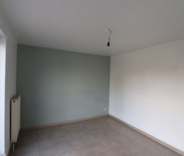 Een appartement op de 1ste verdieping met 2 slaapkamers, terras en ... - Foto 6