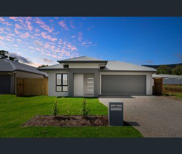 22 Baronia Crescent, Holloways Beach, Qld 4878 - Photo 2