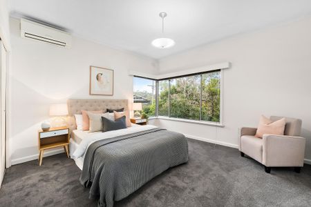 993 Riversdale Road, Surrey Hills VIC 3127 - House For Rent | Domain - Photo 4