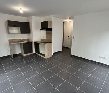 Location / Appartement T2 - Photo 2