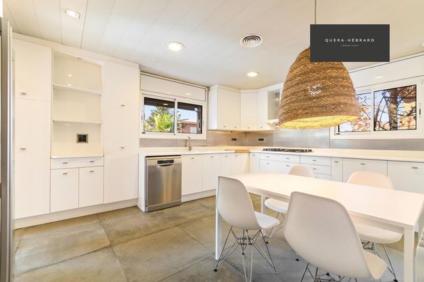 Casa o chalet de alquiler en Joan Reglà, Arxiu - Photo 1