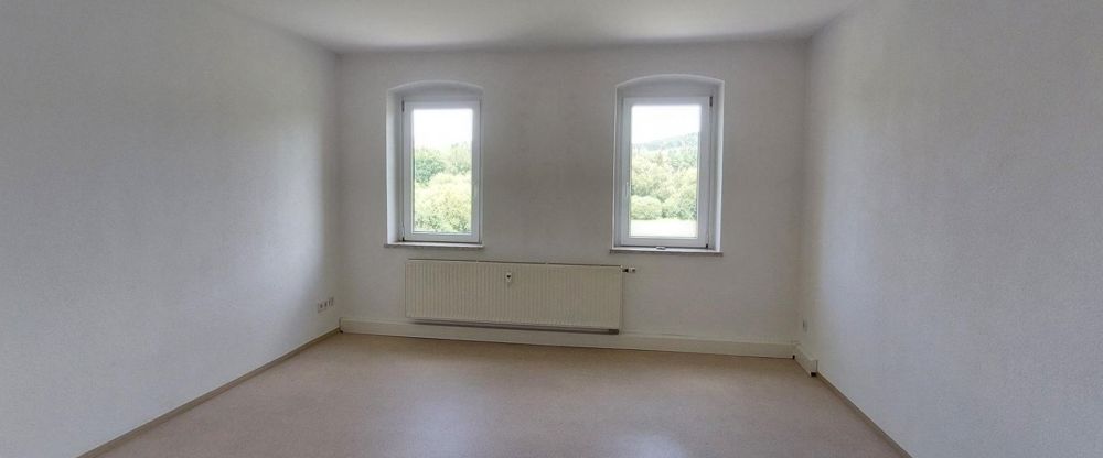 Spacious and pretty 2-room apartment -Rent now – pay less- - Foto 1