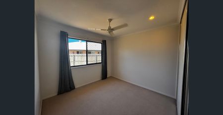 THREE BEDROOM HOME IN BARGARA! - Photo 5