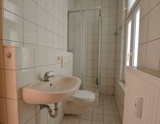 I kleine 2-RW in Plagwitz I Laminat I Duschbad I Einbauküche I grüner Innenhof I - Foto 1