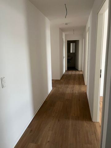 Moderne Familienwohnung in Wiesbaden-Delkenheim! - Photo 3
