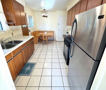 For Lease - 31 Poplar Road Unit# (Main), Toronto, Ontario - Photo 2