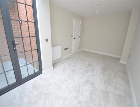 Brown Street, Altrincham - Photo 3