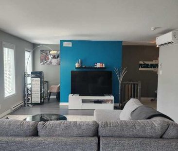 Grand Condo 5 et demi (3 chambres) 1430 pi2 - Photo 3
