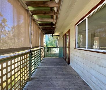 OPEN & FRESH LIVING! - Photo 4