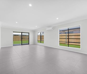 71 Hythe Street, Pialba, Qld 4655 - Photo 1