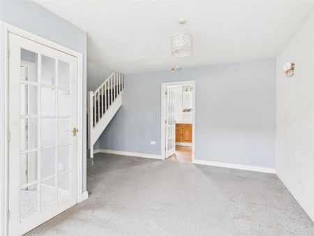 3 bedroom detached house to rent - Photo 2