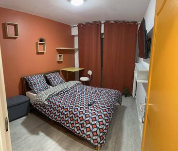 Chambre entièrement équipée - Photo 1