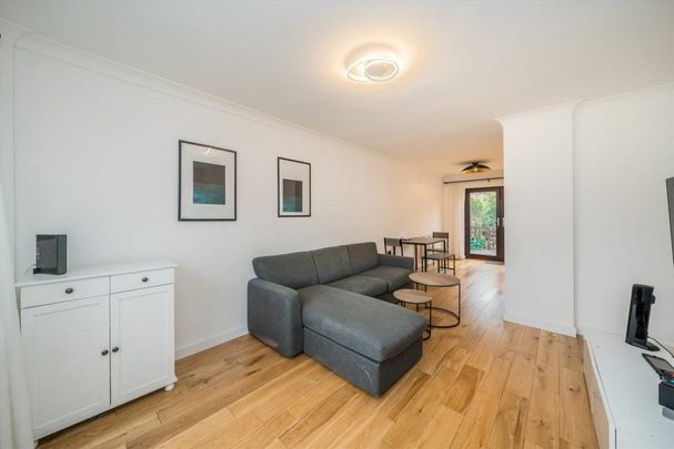 Mills Grove, Canary Wharf, E14 - Photo 1