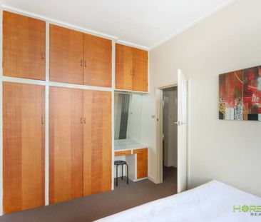 Fully Furnished 2 Bedroom in CBD - Photo 6