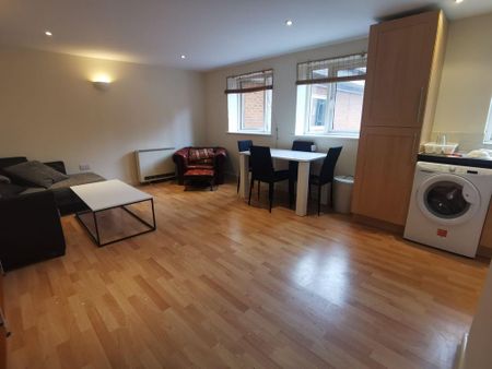 1 bedroom apartment to rent - Photo 2