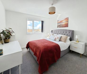 Melbourne Road, Tilbury, RM18 - Photo 2