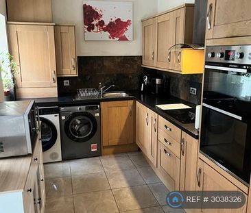 1 bedroom in a house share to rent - Photo 6