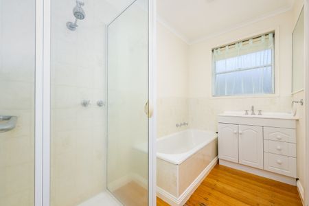 3 BEDROOM HOME IN SOUTH SHEPPARTON! - Photo 3