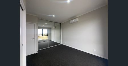 Brand New | 2 Bedrooms | Low-Maintenance Living in Orleana Waters! - Photo 5