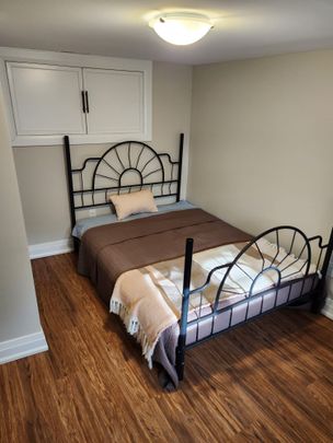 For Lease - 452 D'arcy Street Unit# Basement Unit, Newmarket, Ontario - Photo 1