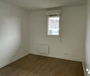 LILLE Vieux Lille - rue du Bastion Saint André - Type 3 balcon et g... - Photo 2