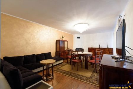Vila eleganta, spatii generoase, conditii deosebite, Harman - Fotografie 4