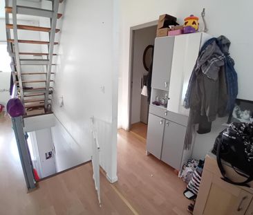 : Appartement 101.51 m² à CHAZELLES SUR LYON - Photo 2