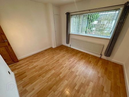 12 Margaret Avenue, Ballyclare, BT39 9HW - Photo 3