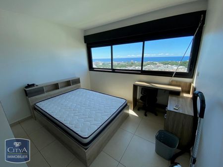 Location Appartement 3 pièces 52m² ST DENIS 97400 - Photo 4