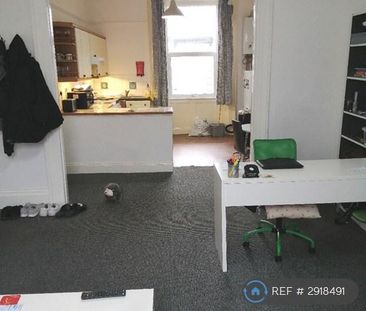 1 bedroom flat to rent - Photo 2