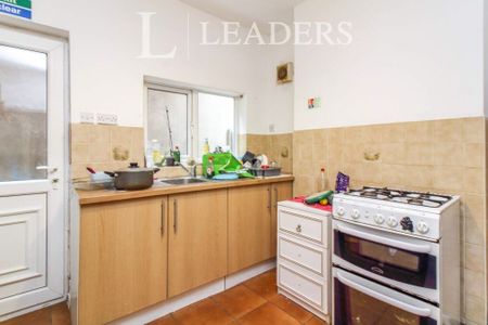 5 bedroom property to rent Cole Hill, Worcester, Worcestershire, WR5 - Photo 5