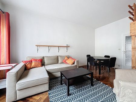 Gemeubileerde studio met mezzanine te huur in Elsene - Photo 2