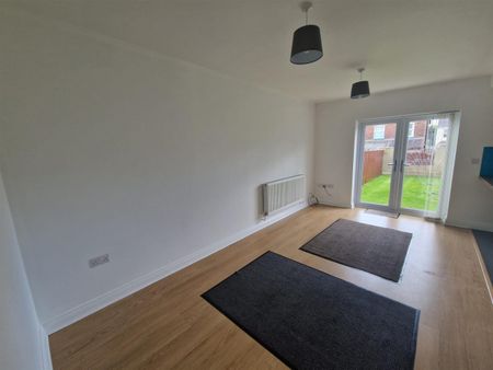 Tyn Y Bonau Road, Pontardulais, SA4 8RY, Swansea - Photo 4