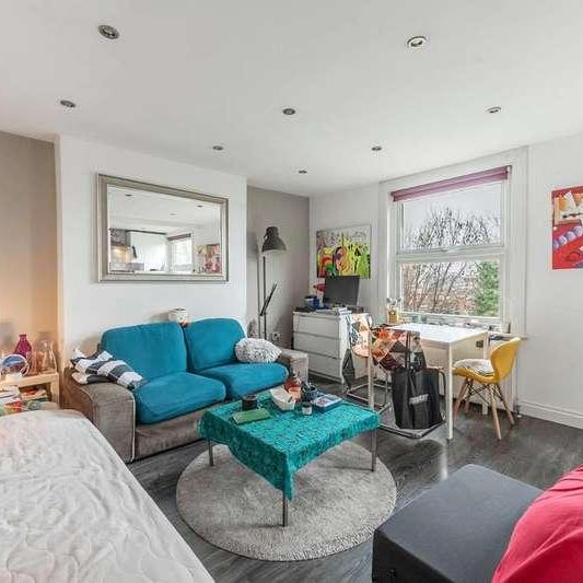 Limes Grove, Lewisham, SE13 - Photo 1