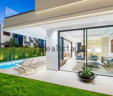 Alquiler de casa o chalet independiente en Calle del Carmen, 6 - Photo 1