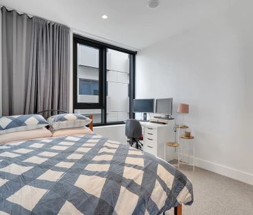 WARM, INVITING & LOCATION PERFECT! - Photo 6