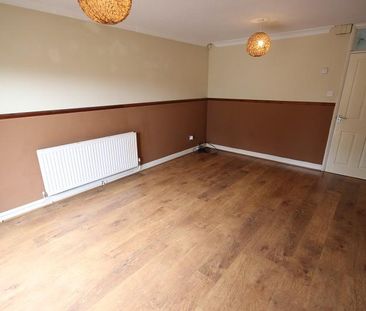 2 bedroom bungalow to rent - Photo 3