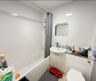 2 bedroom semi-detached house to rent - Photo 4