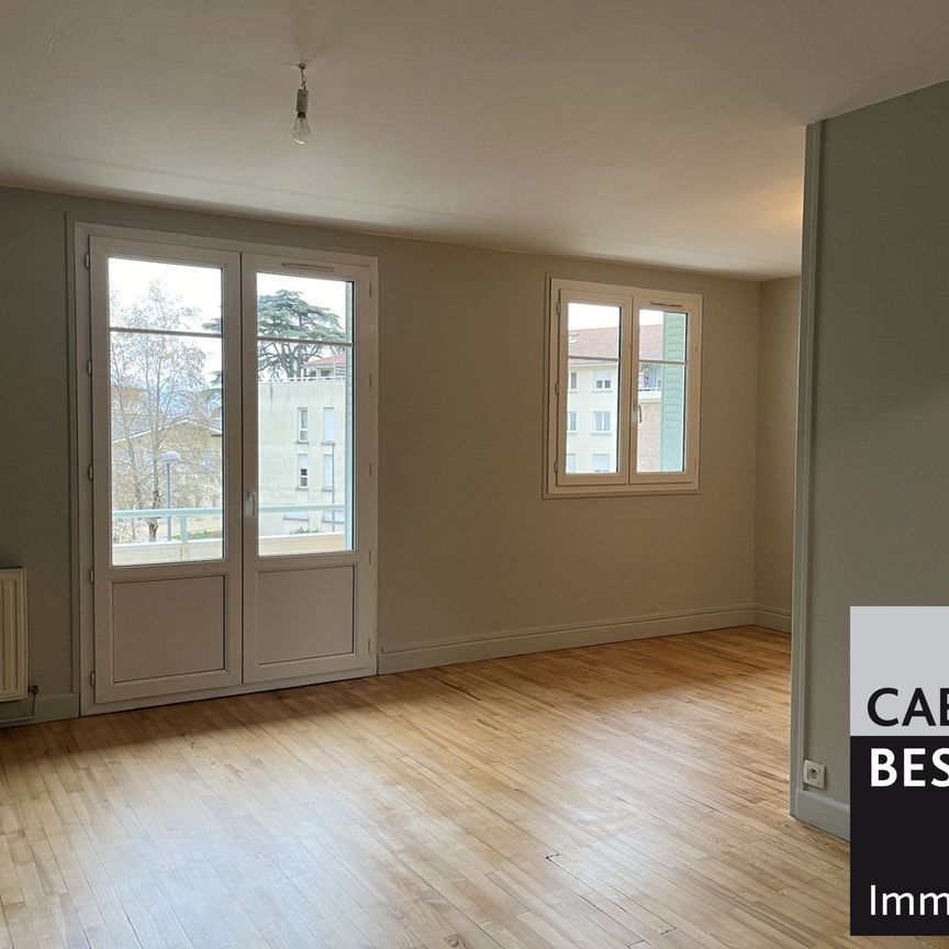 Location Appartement 4 pièces 61m² ST EGREVE 38120 - Photo 1