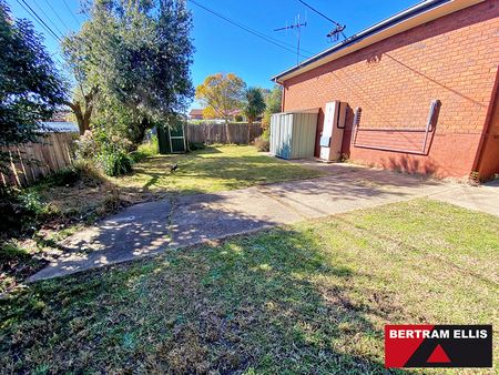 6 Bland Place, Stirling ACT 2611 - House For Rent | Domain - Photo 3