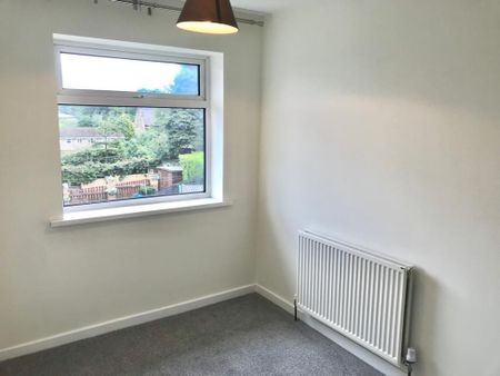 Romford Avenue, Leeds, Morley - Photo 2