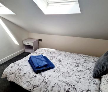 1 bedroom in a house share to rent - Photo 1