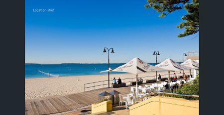 Stylish Beachside Apartment - Photo 2