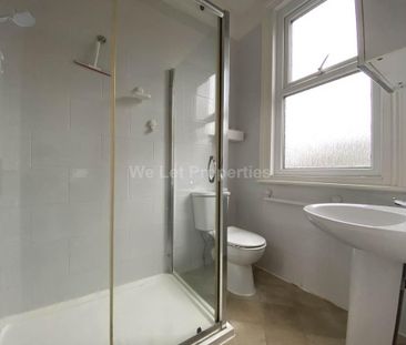 3 bedroom house to rent - Photo 3